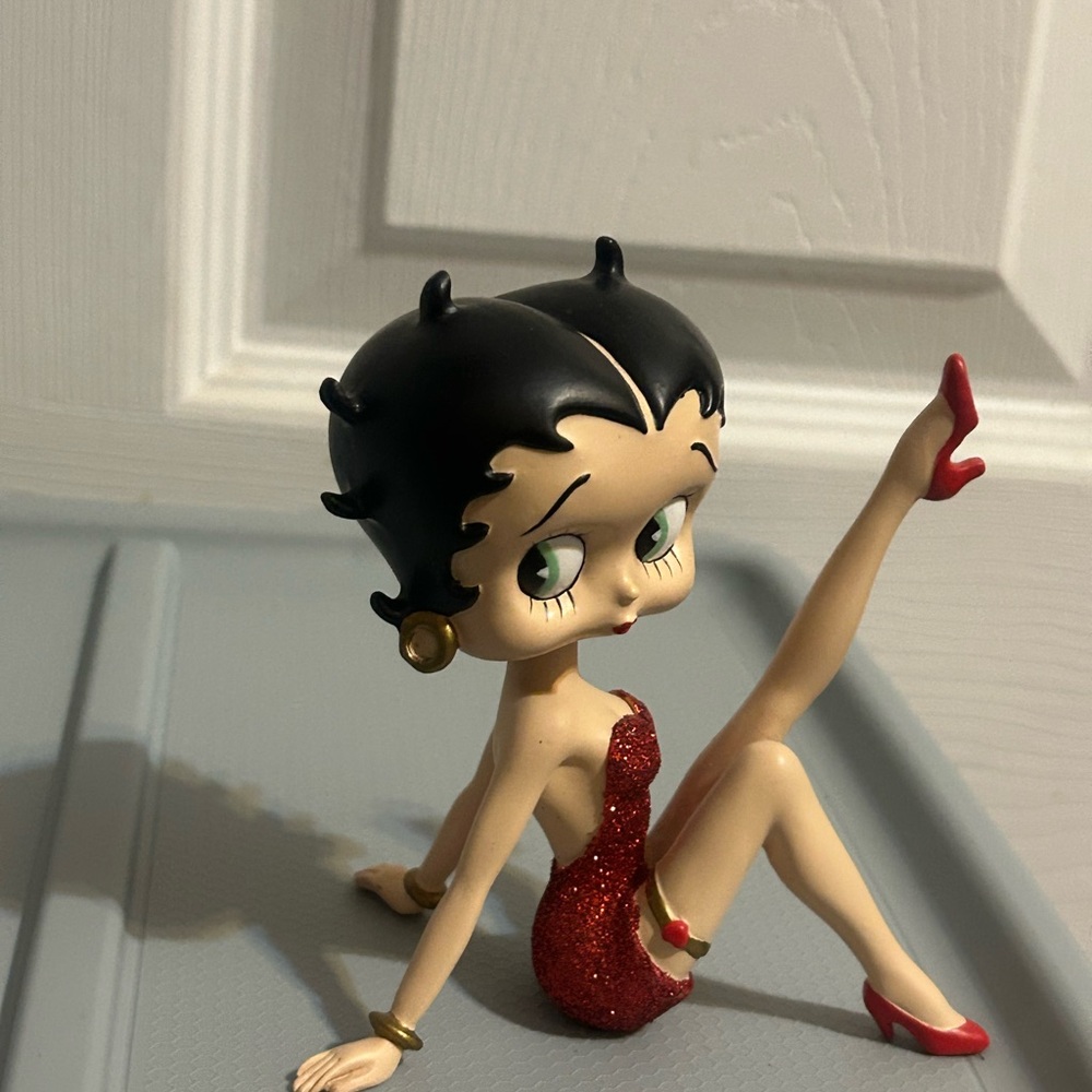 Bobble - Picture 2 of 3